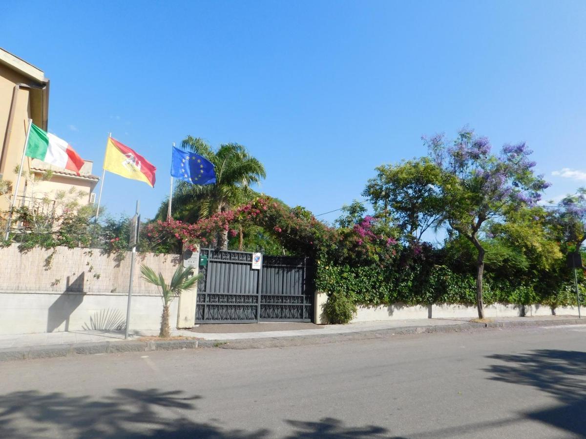 Villa Delle Vacanze Fiumefreddo di Sicilia Ngoại thất bức ảnh