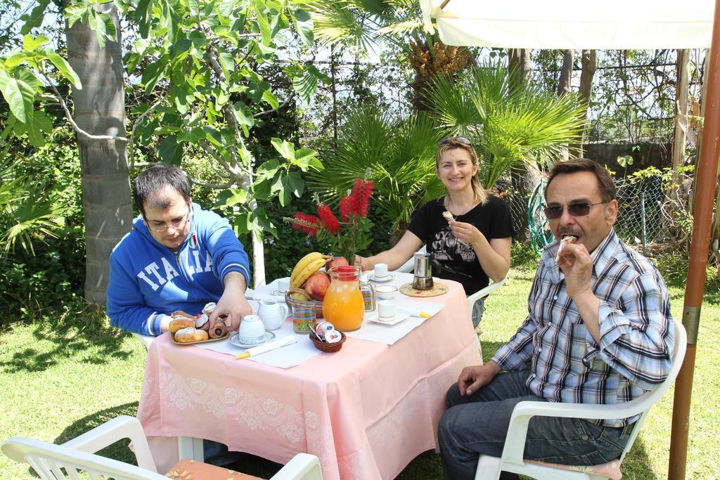 Villa Delle Vacanze Fiumefreddo di Sicilia Ngoại thất bức ảnh