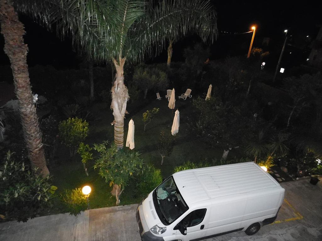 Villa Delle Vacanze Fiumefreddo di Sicilia Ngoại thất bức ảnh