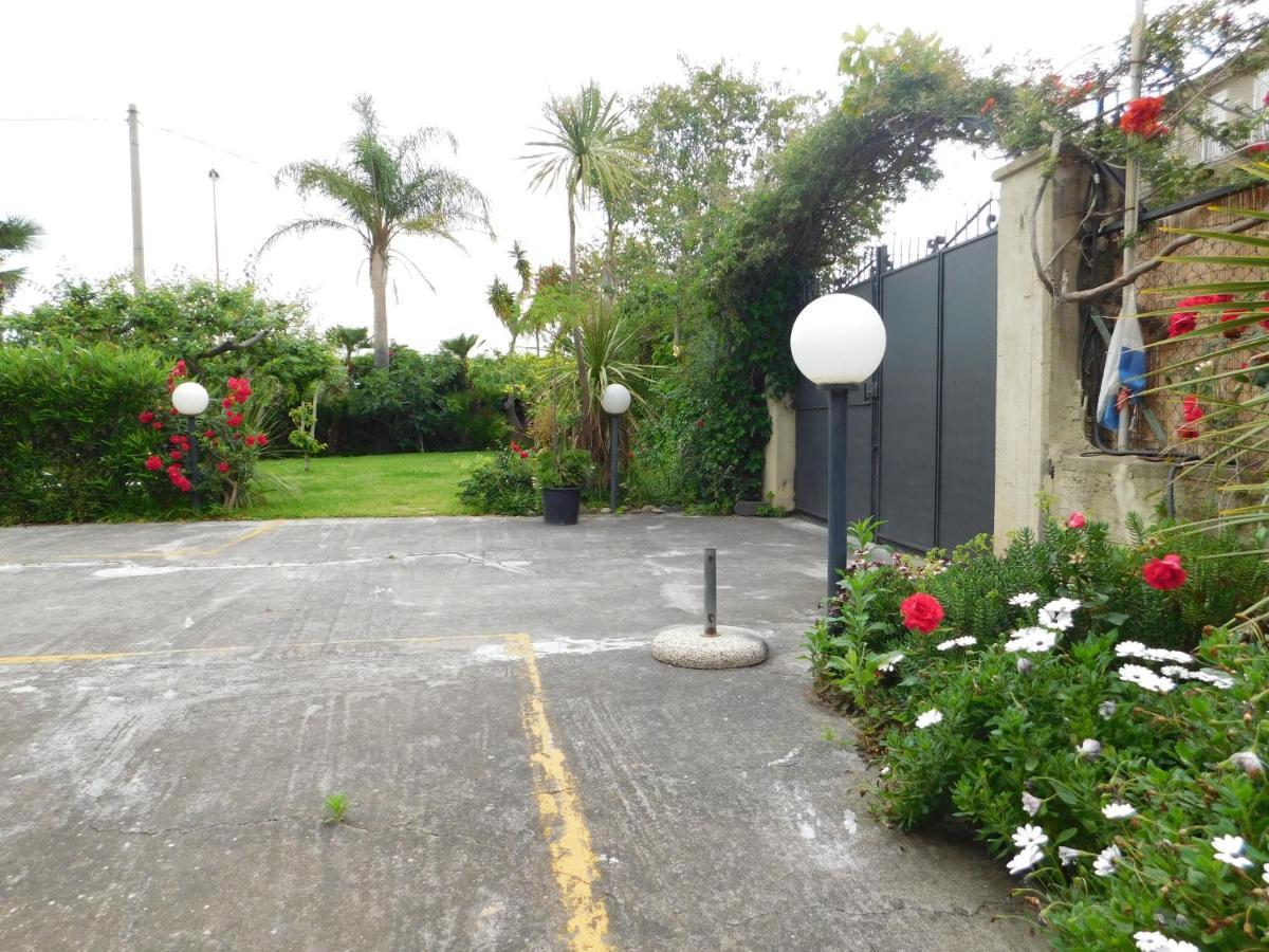 Villa Delle Vacanze Fiumefreddo di Sicilia Ngoại thất bức ảnh